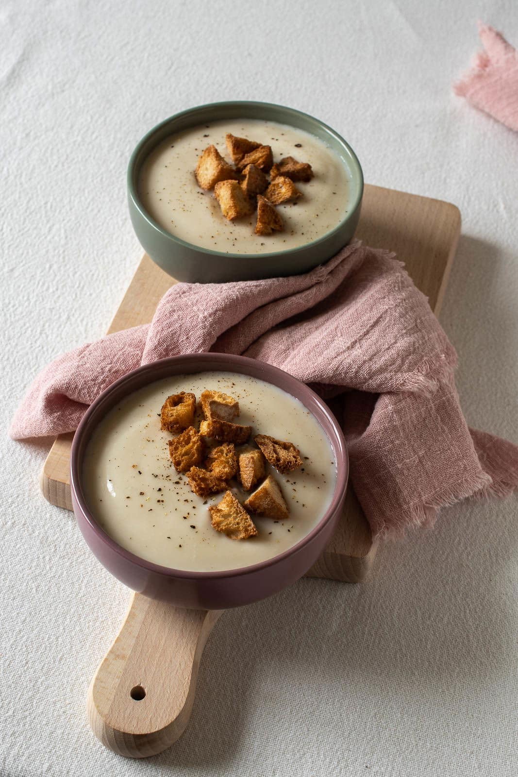 Hausgemachte Blumenkohlsuppe: einfach, gemütlich und sehr lecker